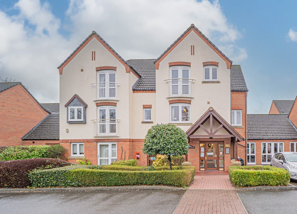 Apartment 21, Knights Court, 550 Kenilworth Road, Coventry, Balsall Common, CV7 7DQ